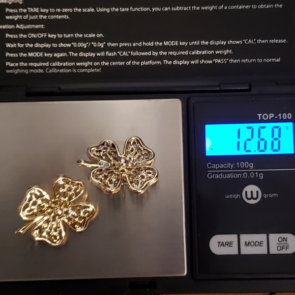 Sarah Coventry Silver 4 Petal Floral Clip On Earrings - Picture 4 of 5